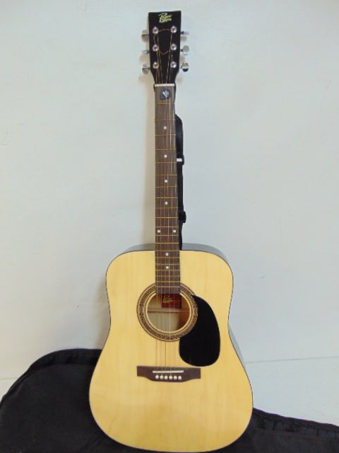 Rogue Dreadnought acoustic guitar, RA-090-NA, total length is 41", body is 19 7/8": Rogue Dreadnought acoustic guitar, RA-090-NA, total length is 41", body is 19 7/8"