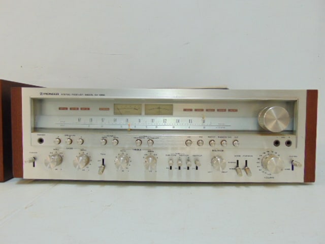 Pioneer Stereo Receiver & Stereo Tape deck, Receiver Model SX-1050 & Stereo Cassette Tape Deck Model - 5