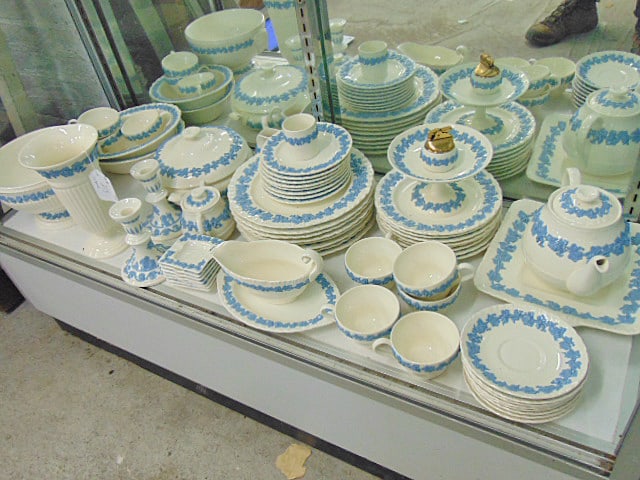 Large lot of Wedgwood embossed Queensware, includes plates, bowls, covered dish, ash trays, candle: Large lot of Wedgwood embossed Queensware, includes plates, bowls, covered dish, ash trays, candle sticks, cups and saucers, teapot, more, please refer to images