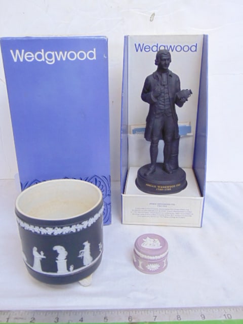 3 pieces of Wedgwood including a figural statue of Josiah Wedgwood FRS in original box, also (1 of 4)