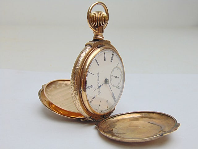 Jewelry. Vintage Elgin pocket watch, 9ct rose gold & yellow gold, hunting case, shield design, Elgin (1 of 8)