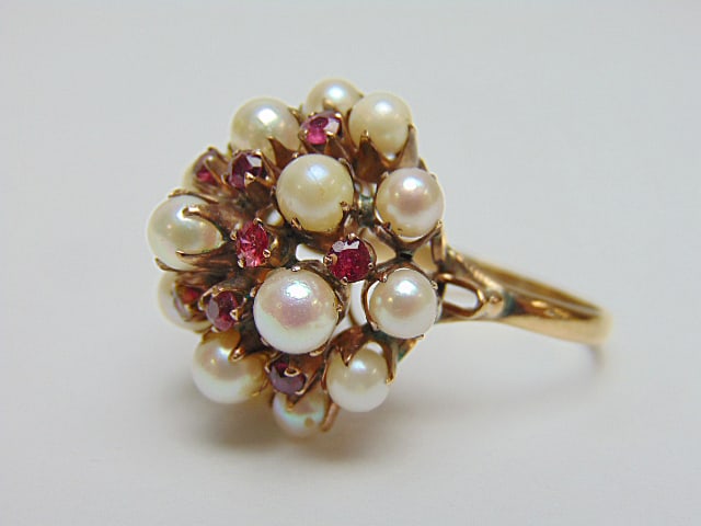 Jewelry. Vintage 14kt gemstone & pearl cluster ring, 6.58 grams, size 7, 17 pearls total one is faux (1 of 6)