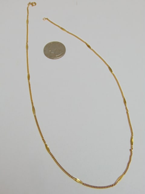 Jewelry. Gold necklace, 18kt chain, 6.20 grams, hallmark 750, total length 18 1/2" good condition (1 of 4)