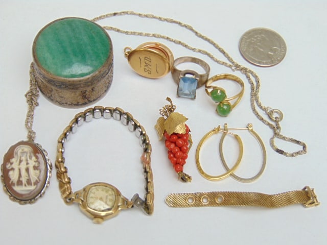 Jewelry. Misc. collection of gold filled, sterling, 800 cameo, pill box & other (1 of 4)