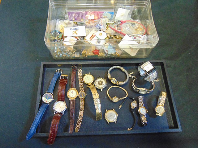 Jewelry. Collection of Vintage wristwatches, faces and fashion watches, 14 total, estate found not (1 of 5)