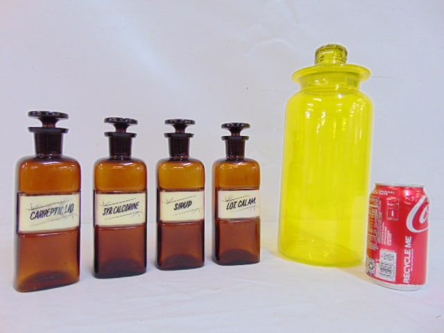 4 amber apothecary jars plus yellow / green uranium glass jar, apothecary jars are 8" tall (incl. (1 of 5)