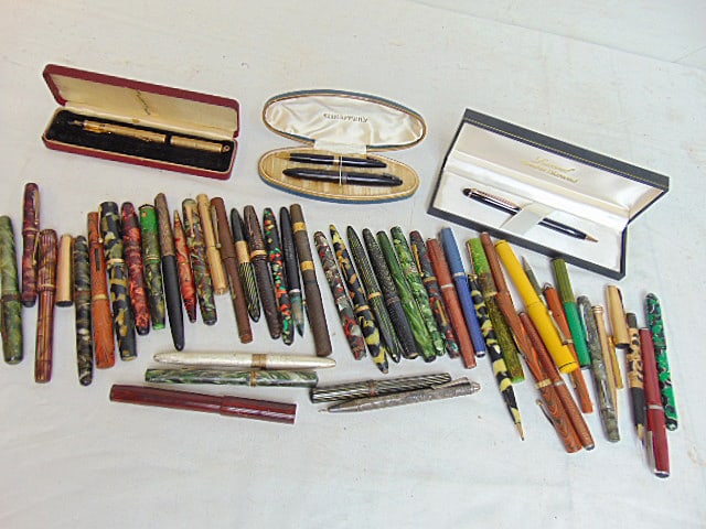 Large collection of vintage fountain pens, various makes including Sheaffers, Parker, several rolled (1 of 6)