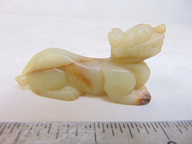 Carved jade Qilin figure mythical animal, 2.75" long (1 of 4)
