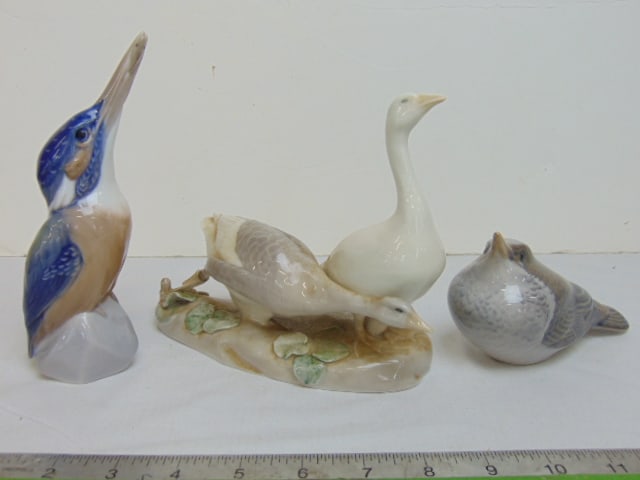 3 Royal Copenhagen porcelain bird figurines, two geese, small bird & Kingfisher bird: 3 Royal Copenhagen porcelain bird figurines, two geese, small bird & Kingfisher bird