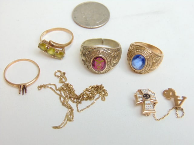 Jewelry. Collection of GOLD 10k, 4 rings, one chain, one pin, University of Louisville 1837, shank (1 of 3)