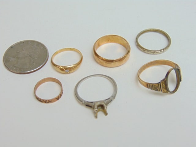 Jewelry. 6 GOLD rings, 10.70 grams total weight, all rings tested for 14kt no hallmarks, one with (1 of 3)