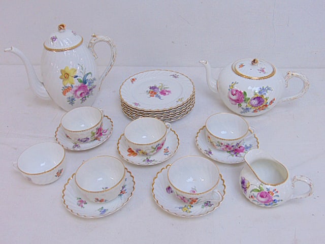 Nymphenburg porcelain tea set with floral decoration, tea pot, coffee pot, creamer, 6 bread plates (1 of 8)