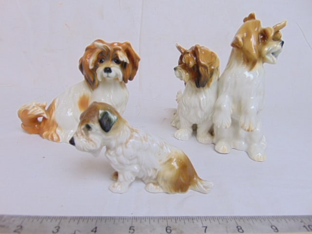 3 porcelain dog figurines by Karl Enz, Volkstedt, two single dog figurines, and one with two dogs, (1 of 7)
