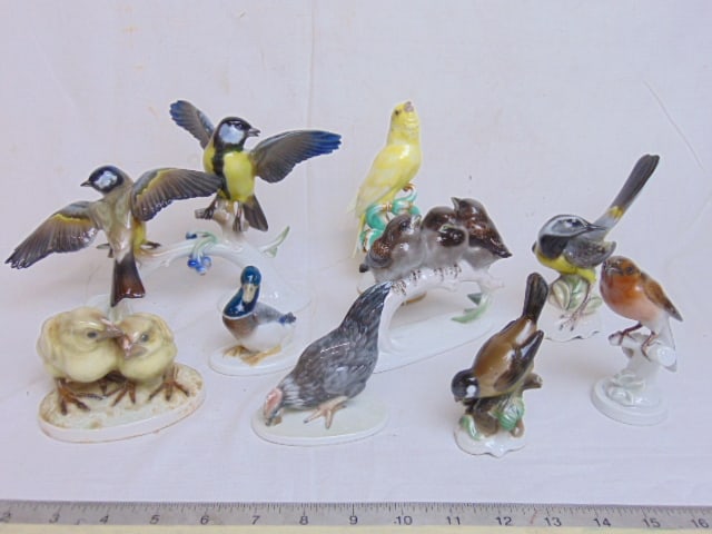 9 porcelain bird figurines by Rosenthal, includes a pair of titmouse birds perched on a branch (Hugo (1 of 16)