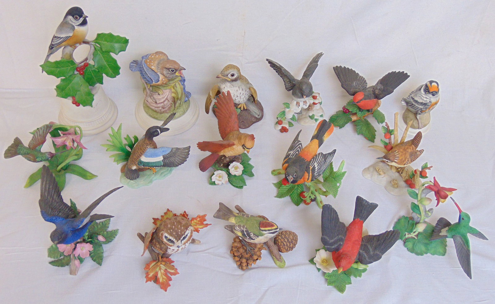 16 porcelain bird figurines by Boehm & Lenox, includes 4 Boehm figurines, "Fledgling Western (1 of 19)