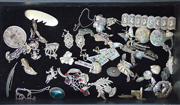 Jewelry. Large lot of sterling silver, 925 pins, earrings, bracelets, cufflinks, all pieces signed (1 of 6)