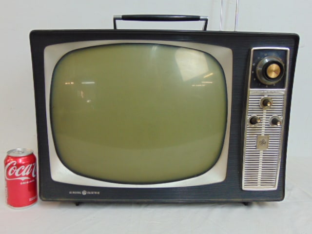 Vintage mic Century television by General Electric, portable TV with handle & antenna model 17T3321, (1 of 6)