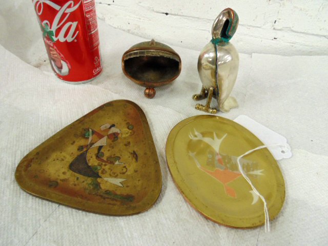 Lot 4 mixed metal trays, ashtray & bird, Mexico, Taxco (1 of 10)