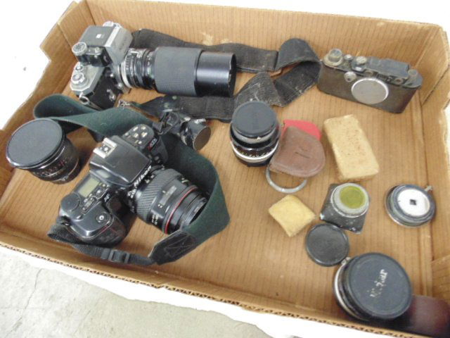 Vintage camera lot, Nikon and old Leica (1 of 7)