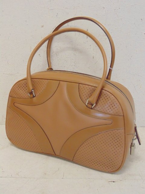 tan bowler bag