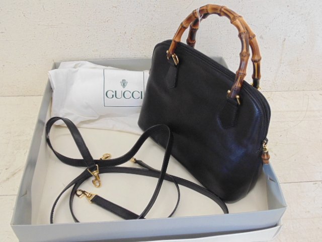 Gucci Vintage bamboo handle black leather handbag (1 of 7)