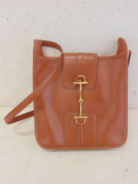 Hermes Vintage small brown leather handbag (1 of 5)