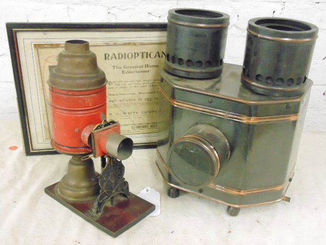 Magic lantern viewer & a "Radioptican", a post card (1 of 10)