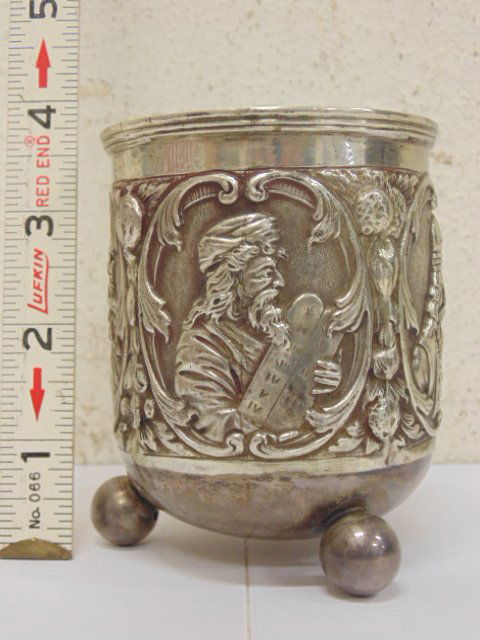 800 silver hallmarked Kiddush cup with portraits (1 of 8)