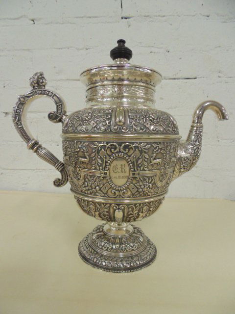 Royles Patent self pouring silver plate tea pot (1 of 9)