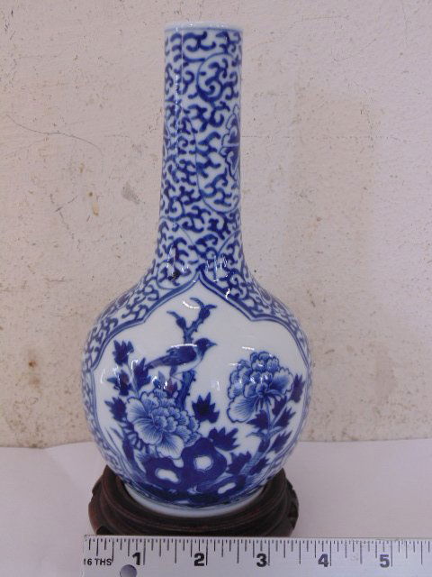 Small blue & white porcelain vase (1 of 6)