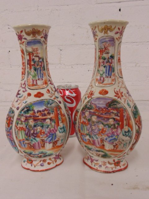 Pair Chinese vases Rose Medallion (1 of 6)