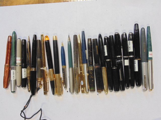 Lot of 26 pens,  Parker, Esterbrook, Moore, Waterman's (1 of 10)