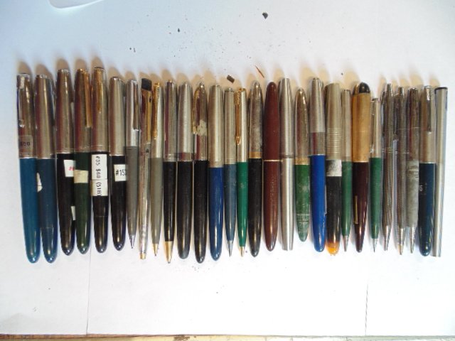 Lot of 30 pens, (mostly) Parker,  Waterman & Sheaffer (1 of 9)