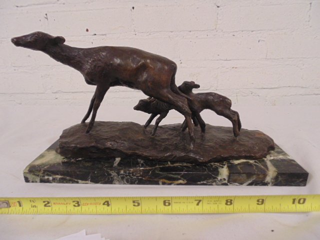 Ary Jean Lon Bitter bronze, doe with two fawns: Ary Jean Lon Bitter bronze, doe with two fawns, signed, foundry mark, on (loose) marble base, 10.5" long, 5.25" high