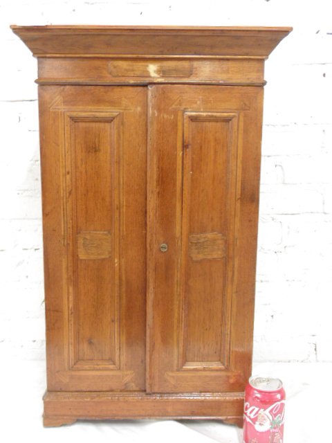 Cuban cigar cabinet: Cuban cigar cabinet, 27" tall, top is 17 1/8" by 9 1/8", inlaid detail, several old repairs, some scratches