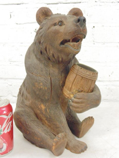 Black forest carved bear humidor (1 of 9)