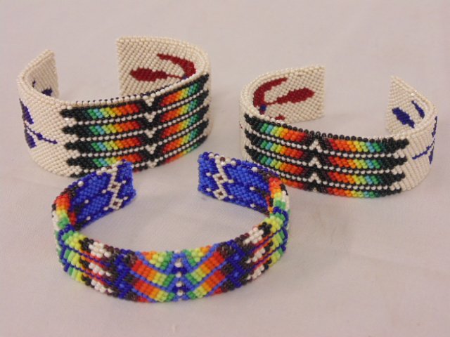Native Indian bracelets, Ola Iron Shell & Thomas Never (1 of 6)