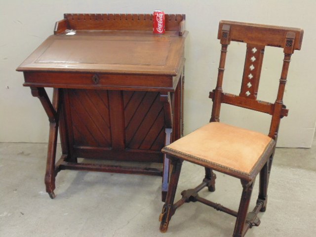 Kimbel and Cabus Davenport style desk & matching chair (1 of 10)