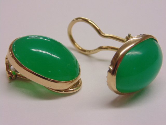 14k yellow gold & jade clip earrings 5/8" length (1 of 6)