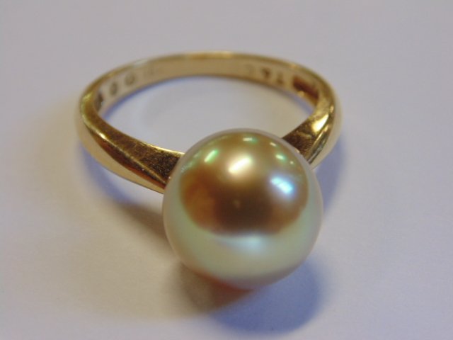 Tiffany & Co. 18k yellow gold ring with yellow pearl (1 of 6)