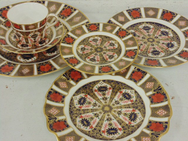 Set Royal Crown Derby, "old Imari" (1 of 10)
