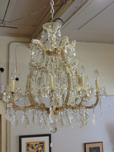 Large crystal chandelier with various crystals (1 of 8)