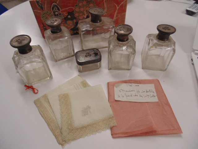 Heinrich Astor toilet set, 3 handkerchiefs, Mrs.. Astor: Heinrich Astor toilet set, 5 jars with silver lids & humidor, plus 3 handkerchiefs, Mrs.. Astor