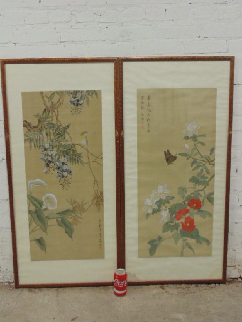 Pair Chinese paintings on silk (1 of 10)