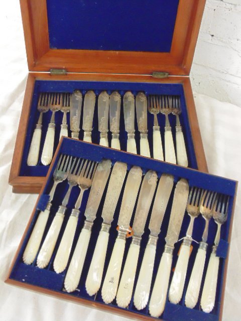 English sterling fish set by Frederick Elkington (1 of 10)