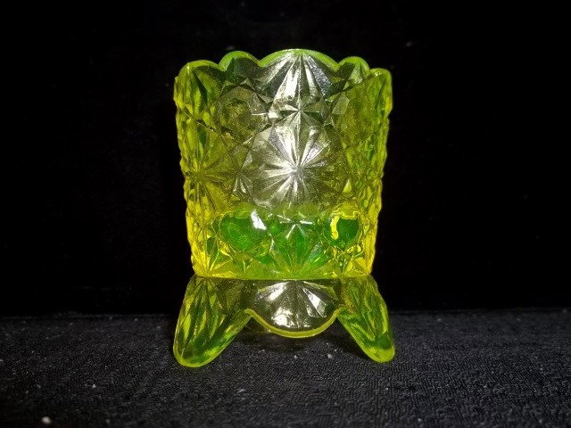 Footed Canary Toothpick Holder: Footed Canary Toothpick Holder