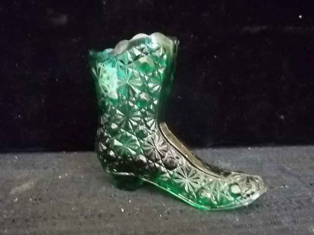 Boyd Emerald Daisy & Button Boot: Boyd Emerald Daisy and Button Boot