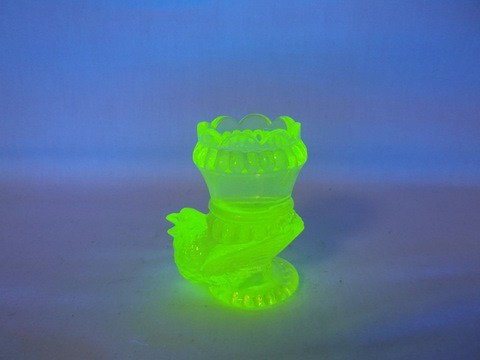 Boyd Vaseline Dove Toothpick Holder: Nice boyd vaseline dove toohpick holder
