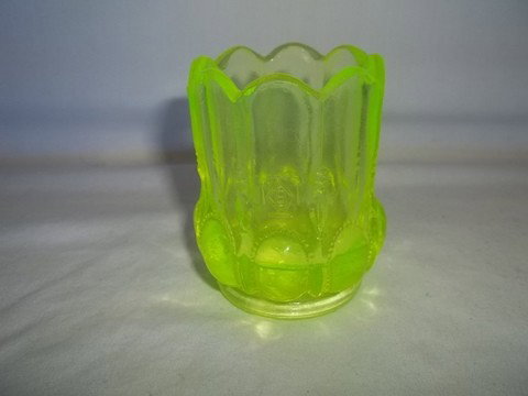 Boyd Vaseline Toothpick holder: Nice boyd vaseline toothpick holder