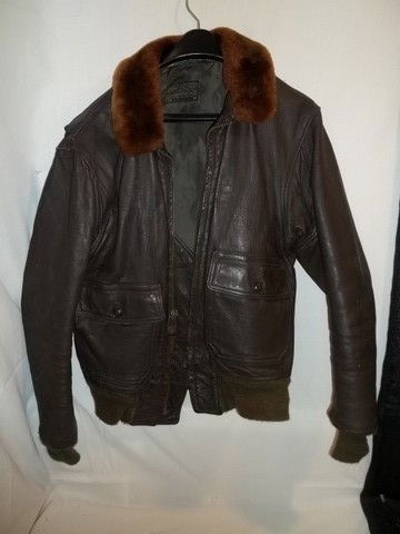 WWII Intermediate Type G-1 Naval Bomber Jacket: WWII Intermediate Type G-1 naval bomber jacket star sportswear, size 40, please view the pics for condition.